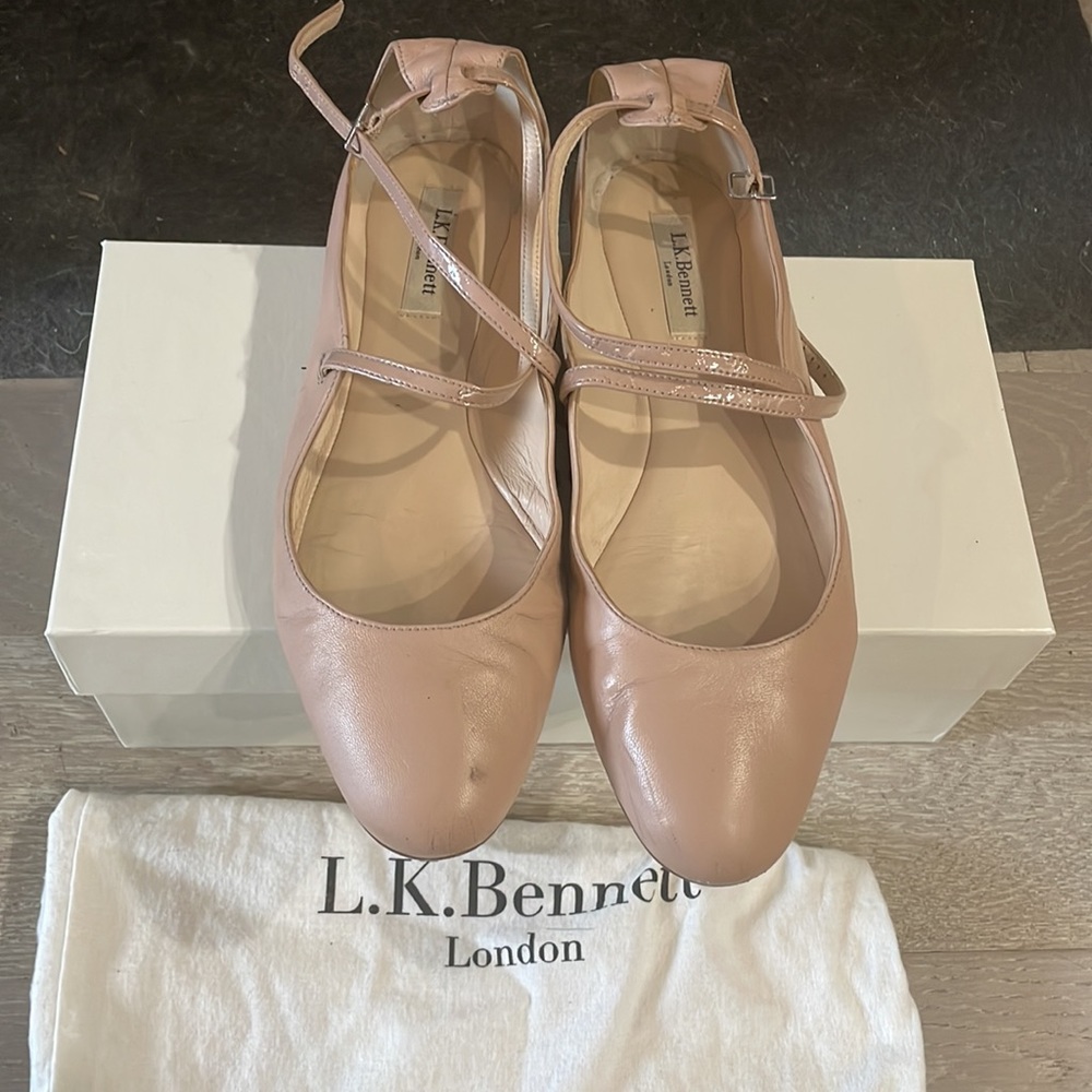 LK Bennett blush flats with cross cross straps - Size 40